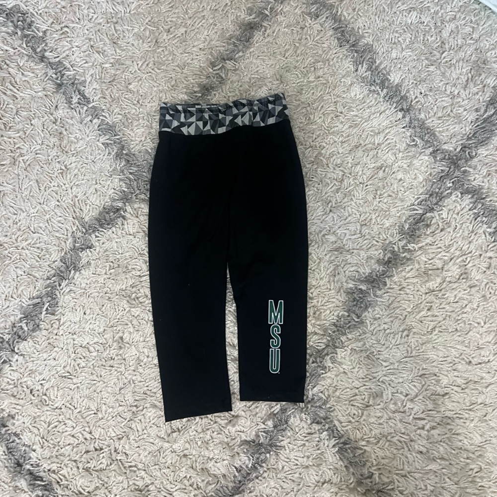 Black and grey MSU capris